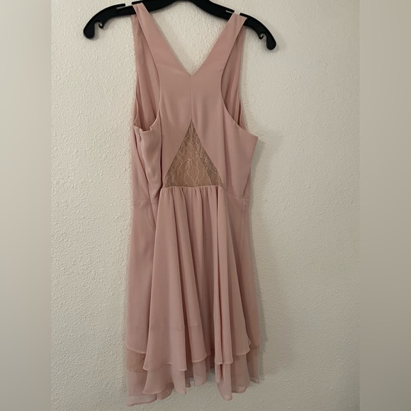 BCBGeneration flowy light blush pink dress - Picture 3 of 3